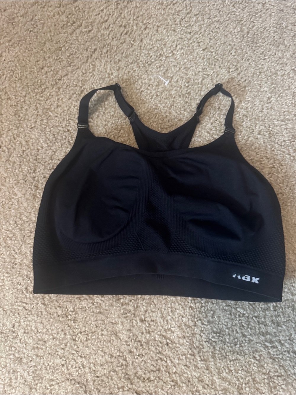 Black Seamless Support Sports Bra